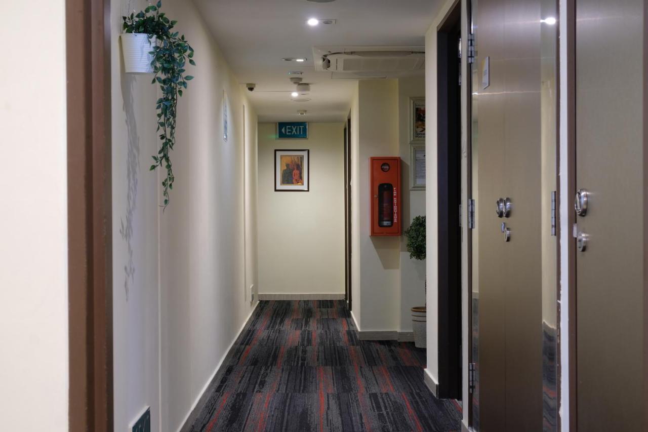Single Sharing Room And Short Hours Stay At Sandpiper Hotel Singapore Ngoại thất bức ảnh