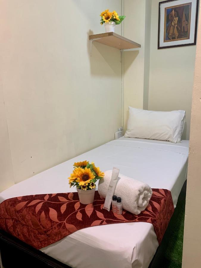 Single Sharing Room And Short Hours Stay At Sandpiper Hotel Singapore Ngoại thất bức ảnh