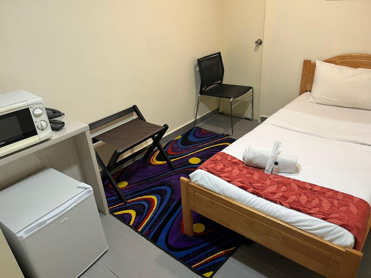 Single Sharing Room And Short Hours Stay At Sandpiper Hotel Singapore Ngoại thất bức ảnh